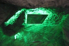 Kunstfelsen - wellness - Duschfelsen im Saunabereich