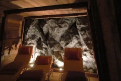 Kunstfelsen - Felslandschaft - Wellness - Salzgrotte